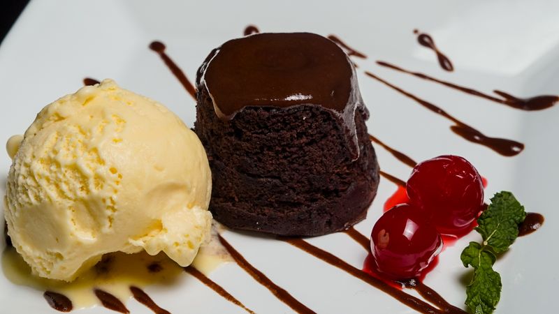 Chocolate Lava Cake at papaginos